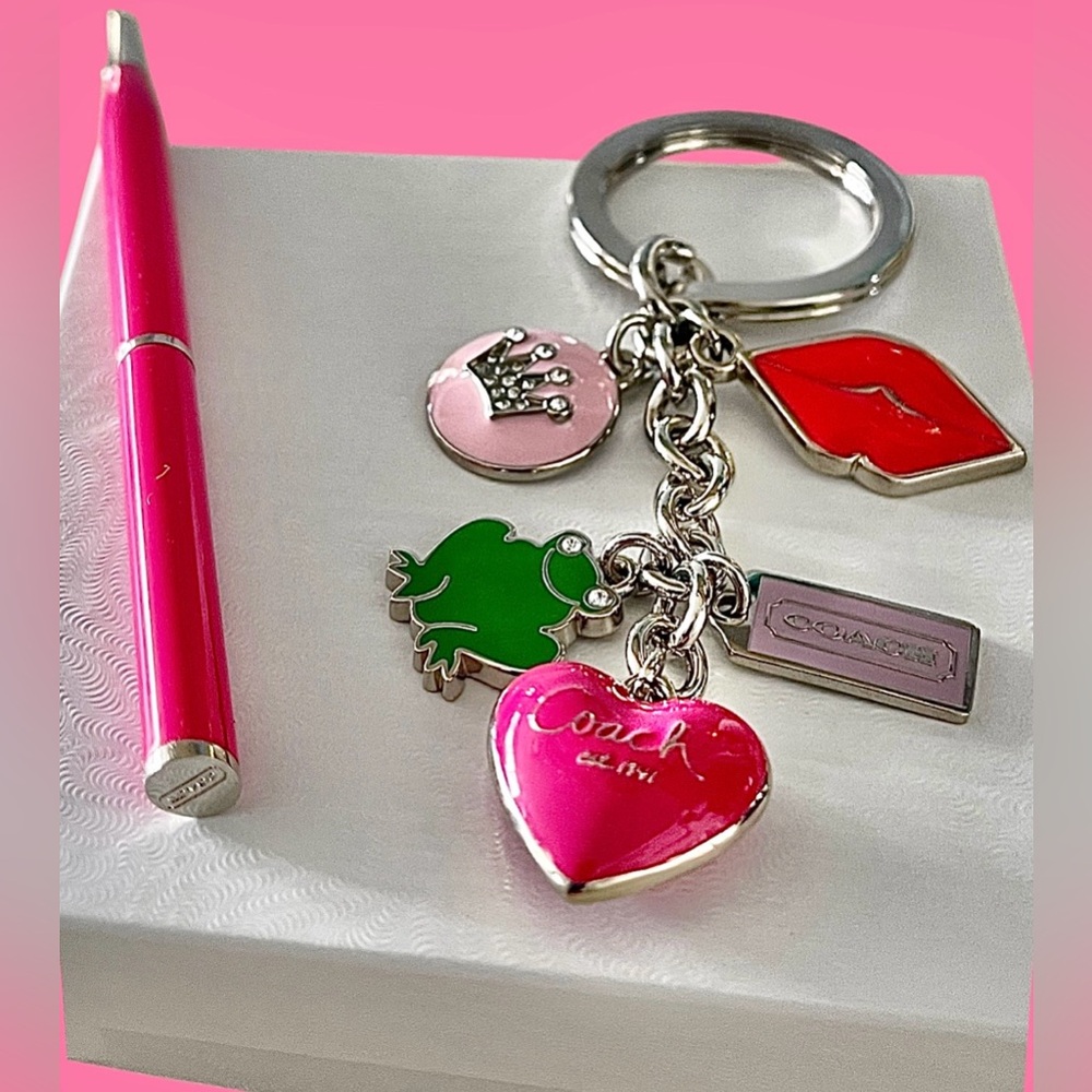 Coach 2 Pc Keychain/Bag Charm & Ink Pen New - Picture 7 of 10